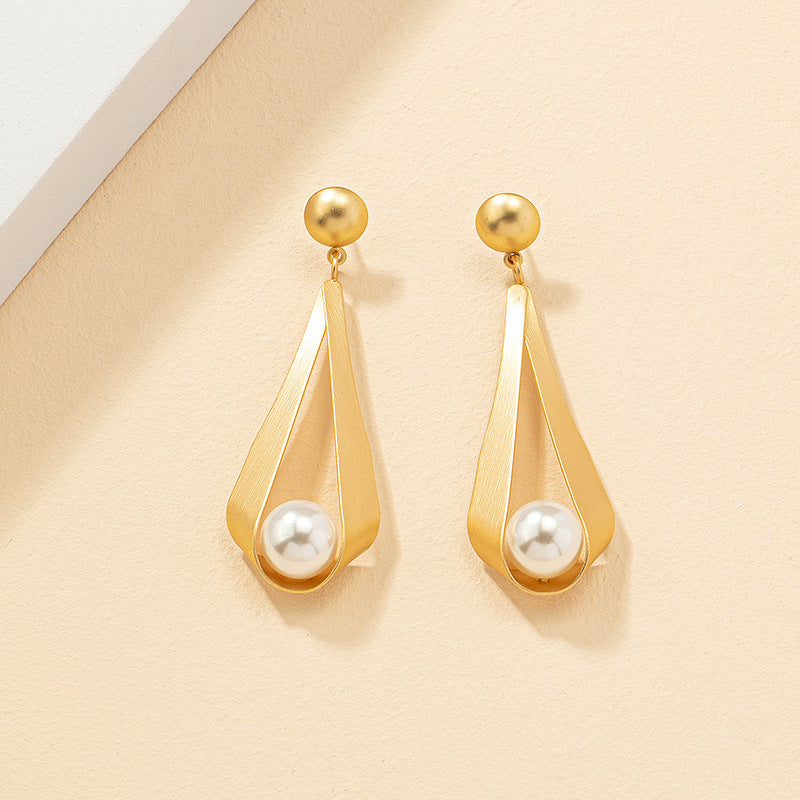Golden Teardrop Pearl Earrings