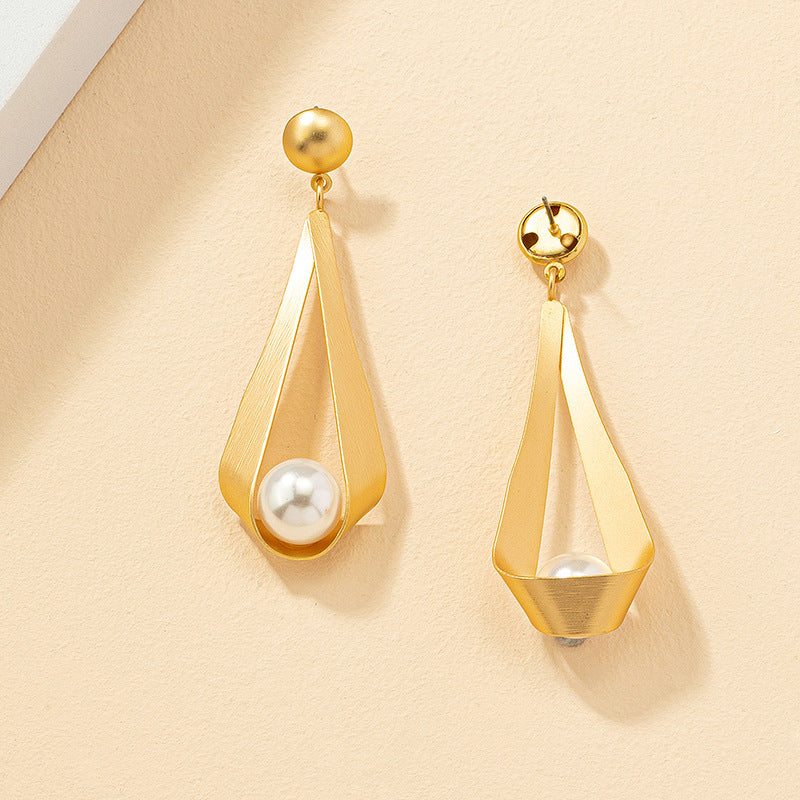 Golden Teardrop Pearl Earrings